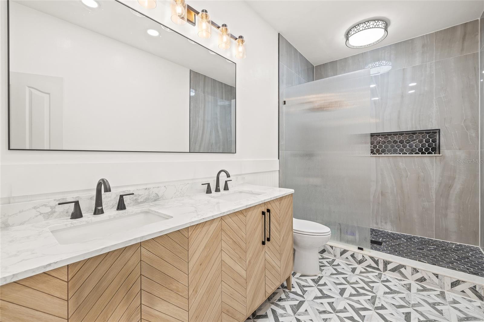 Image 16 of 44 For 4102 Sevilla Street