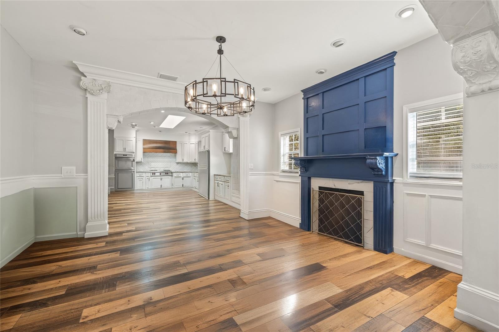 Image 6 of 44 For 4102 Sevilla Street