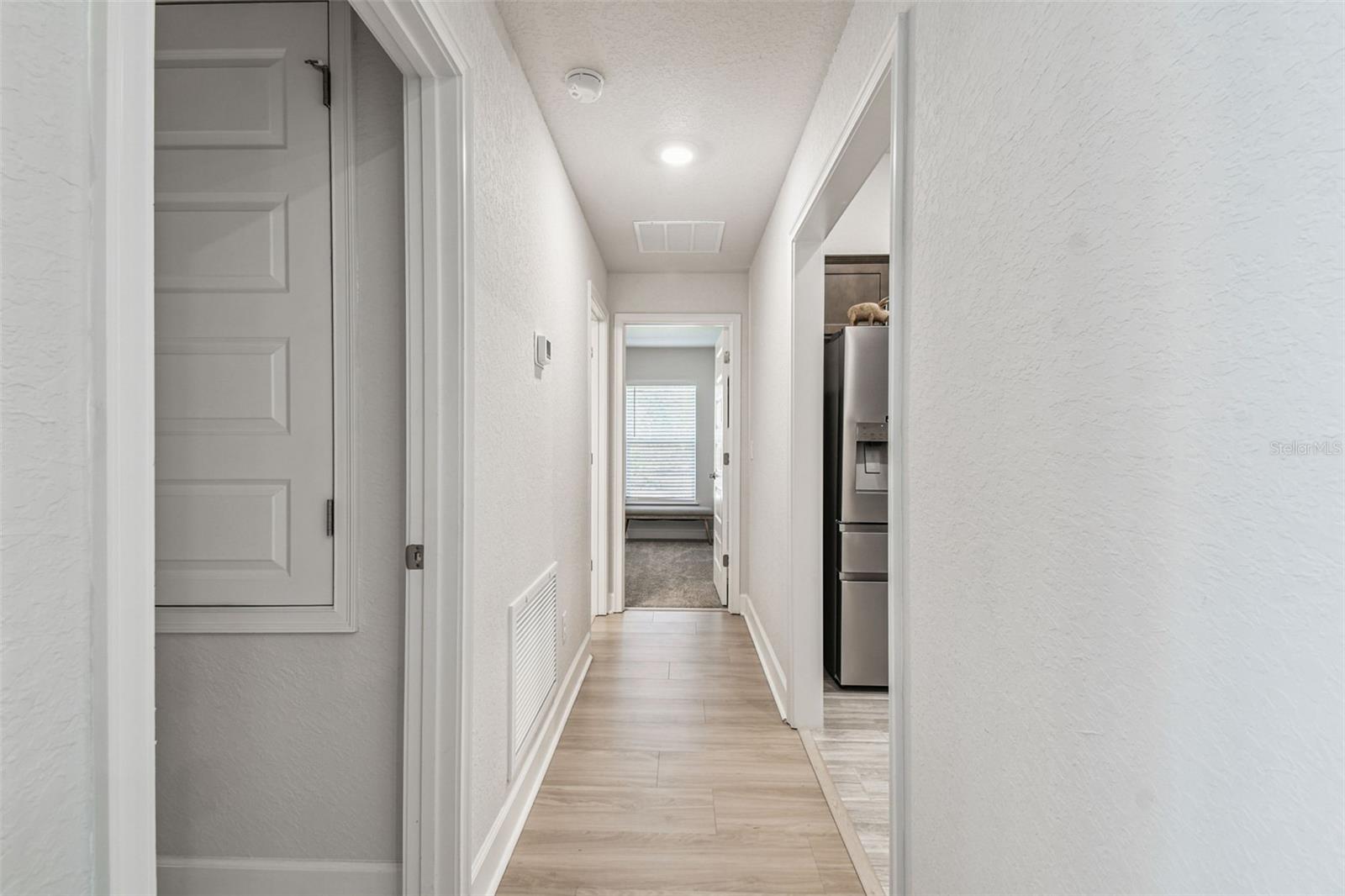 Image 38 of 67 For 16 Nemesia Court E