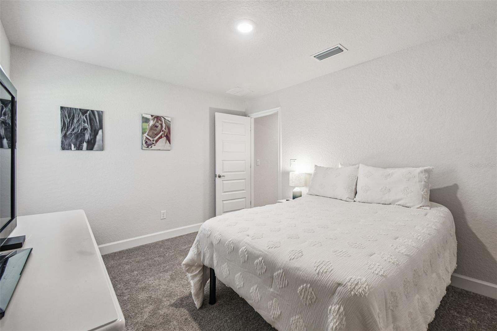 Image 41 of 67 For 16 Nemesia Court E