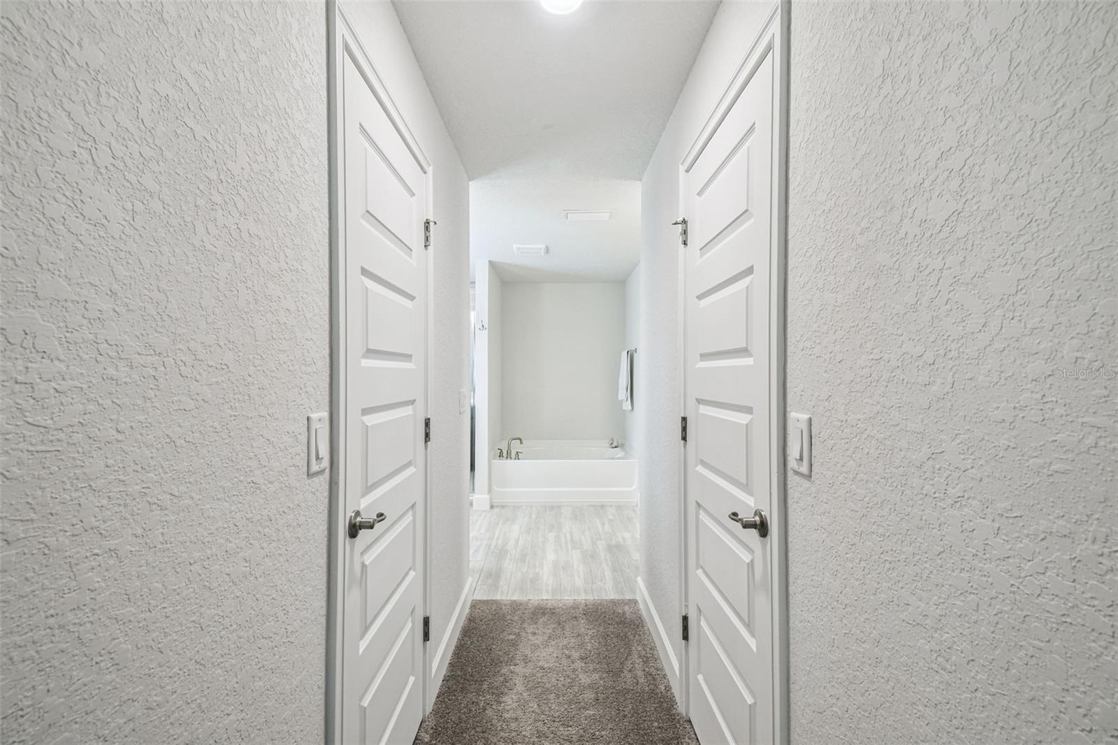 Image 47 of 67 For 16 Nemesia Court E