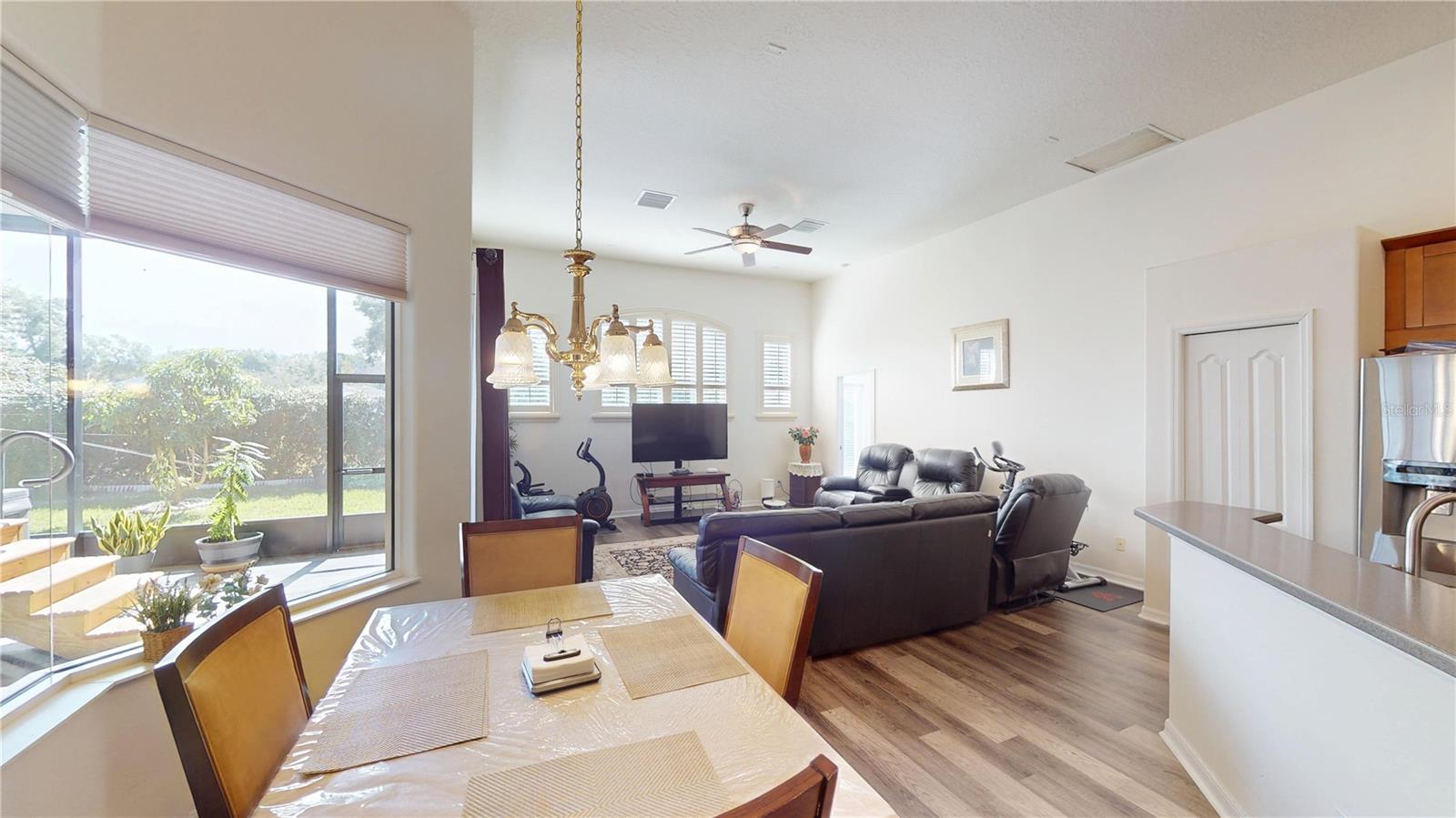 Image 20 of 68 For 2523 Bonterra Boulevard