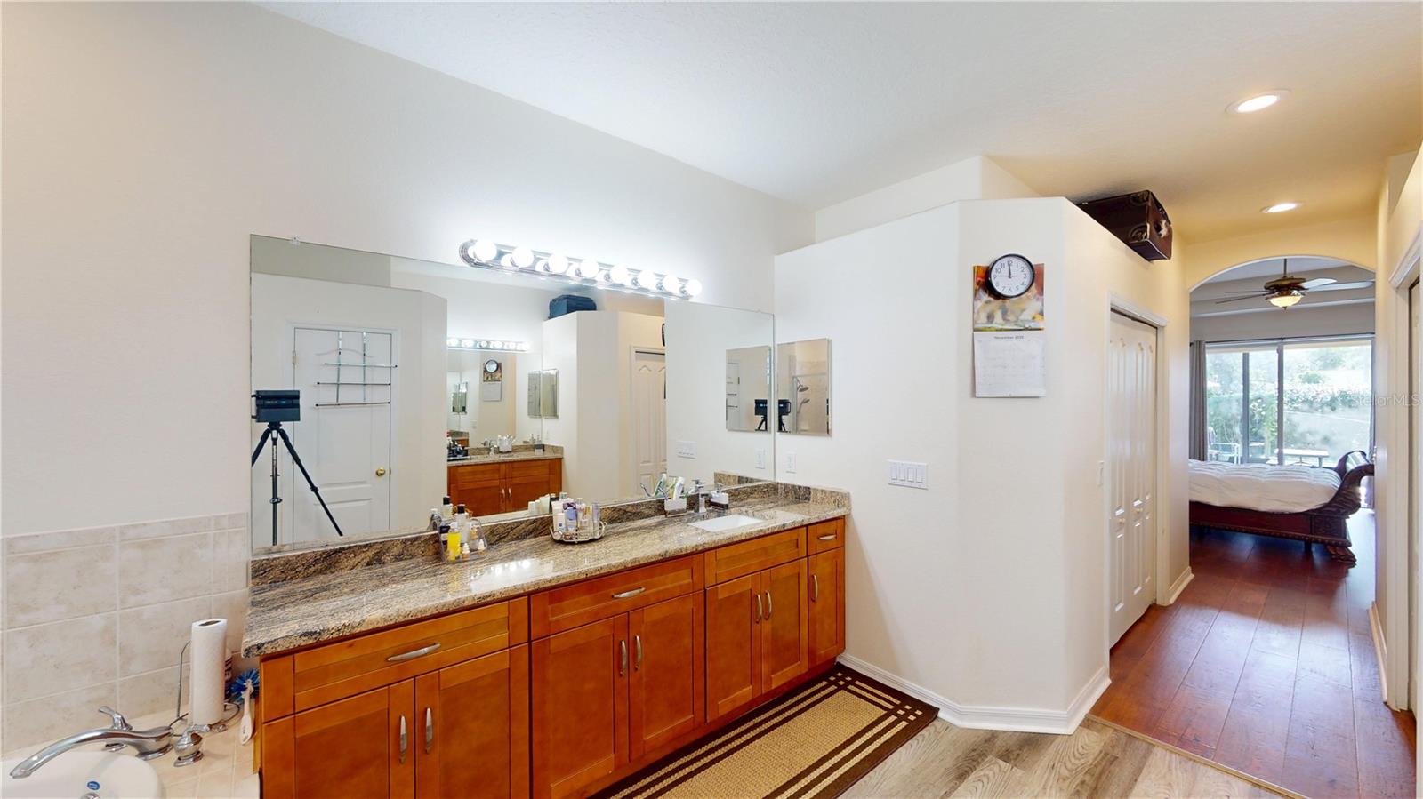 Image 33 of 68 For 2523 Bonterra Boulevard