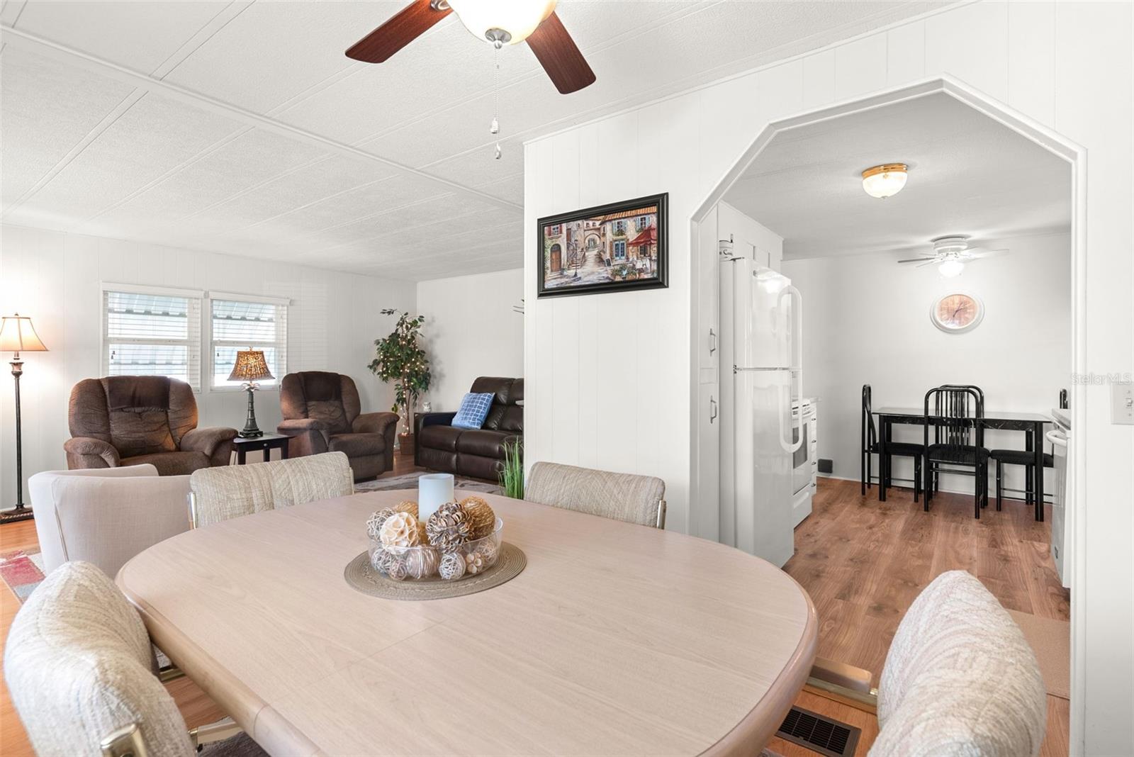 Image 15 of 36 For 1610 Reynolds Road 98