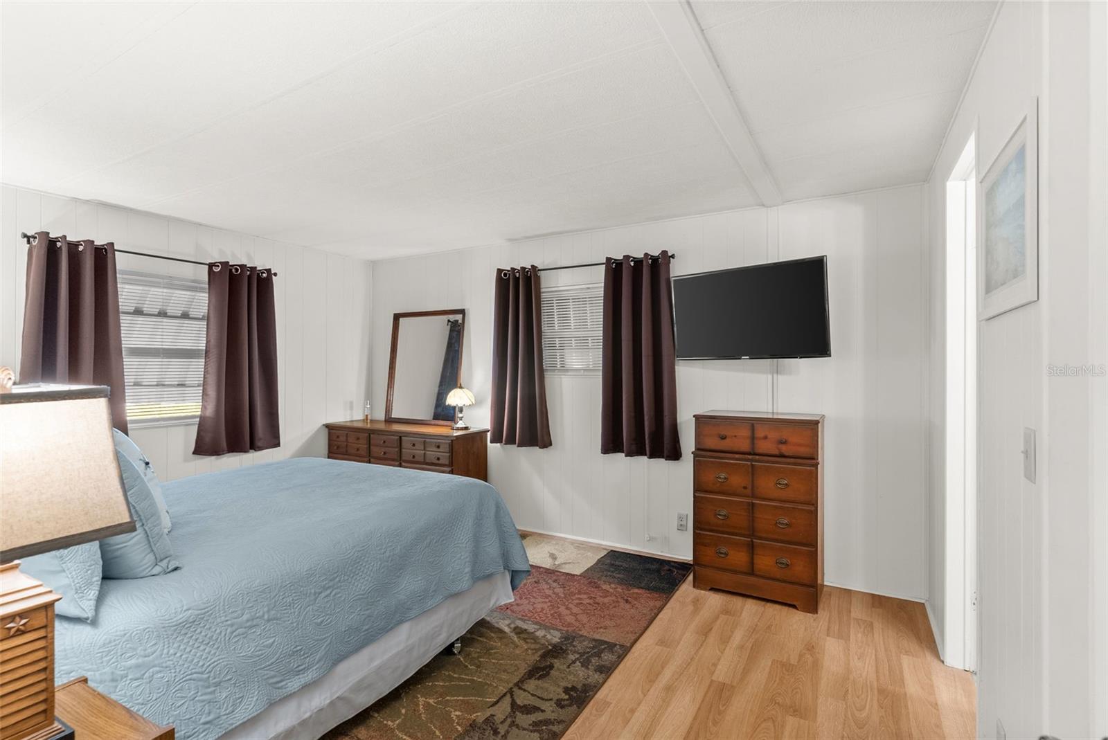 Image 18 of 36 For 1610 Reynolds Road 98