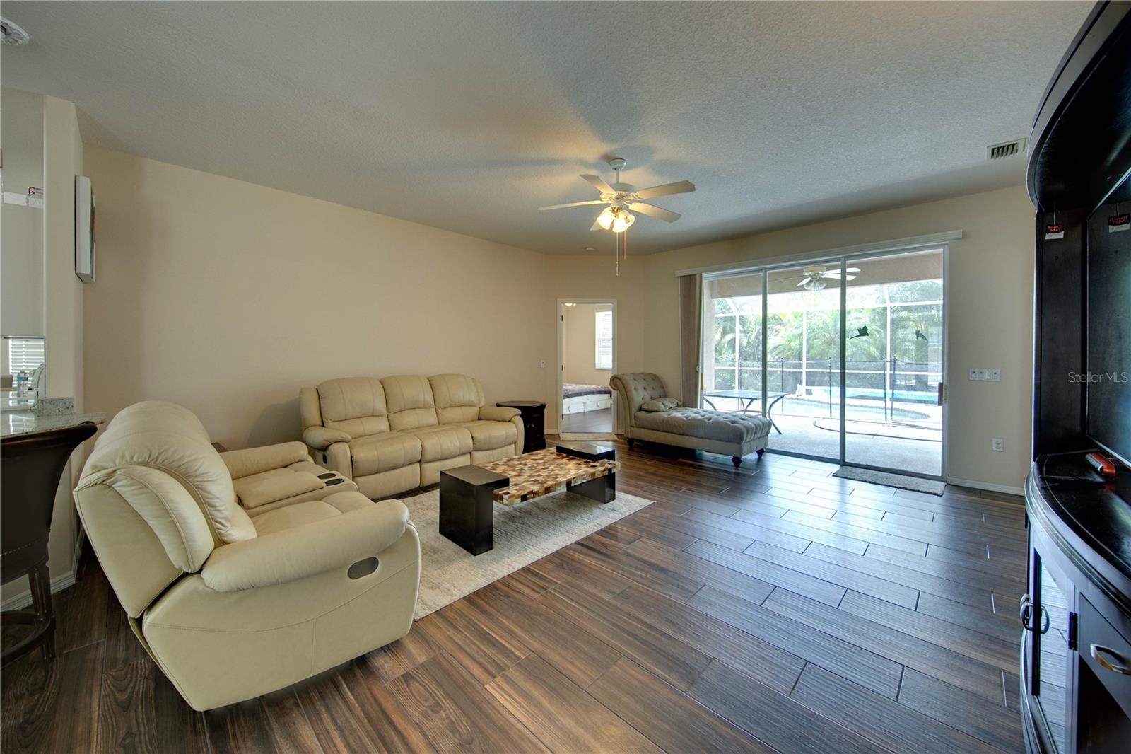 Image 8 of 32 For 5291 Echo Lane