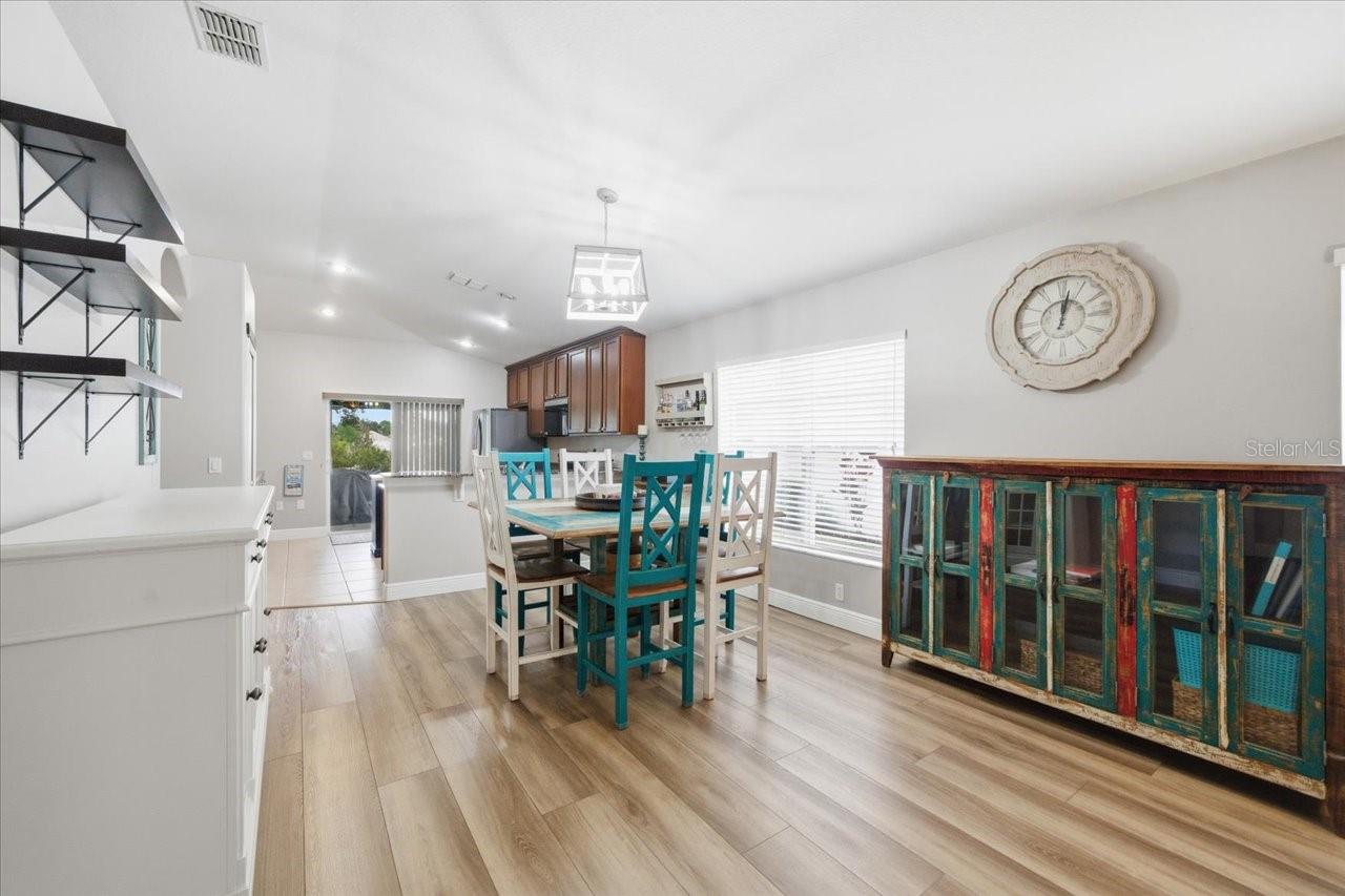 Image 12 of 44 For 18641 Rolling Hills Loop