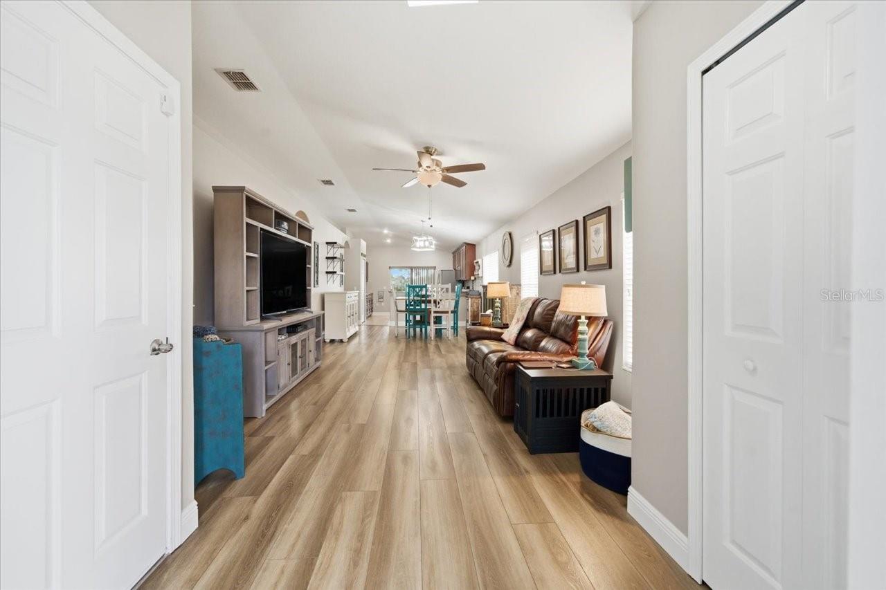 Image 7 of 44 For 18641 Rolling Hills Loop