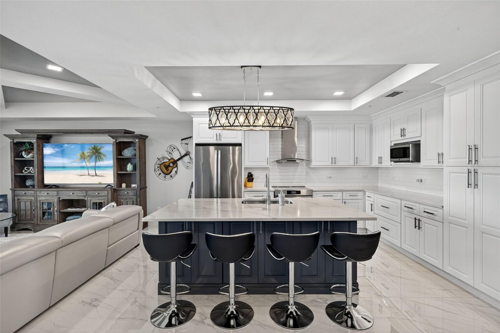 Image 10 of 50 For 1425 Park Beach Circle 136