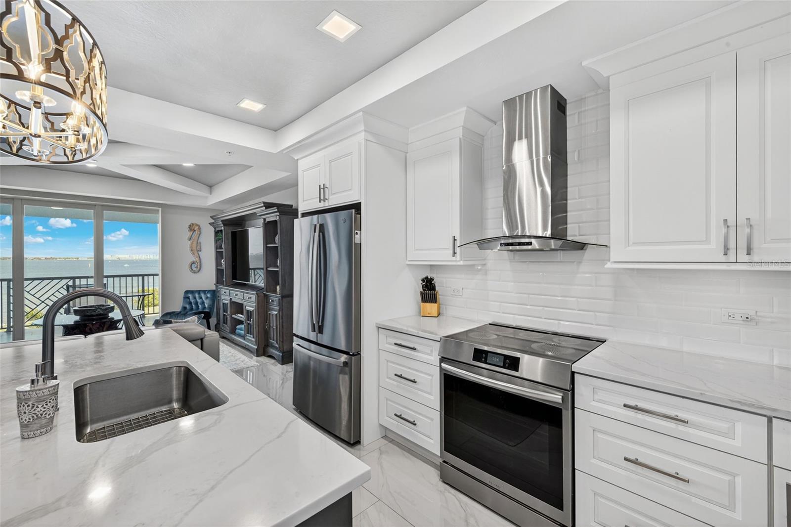 Image 12 of 50 For 1425 Park Beach Circle 136