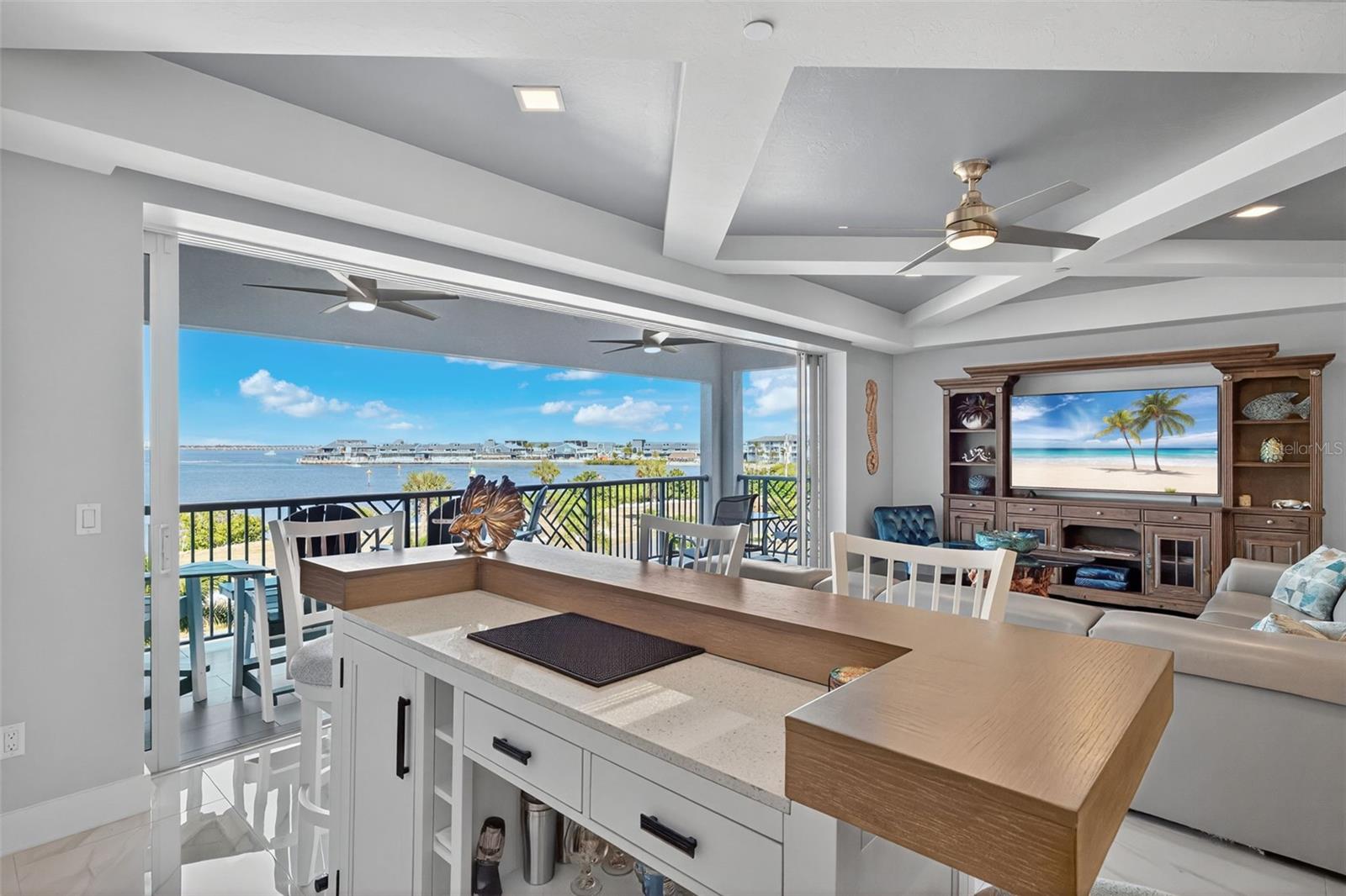 Image 16 of 50 For 1425 Park Beach Circle 136