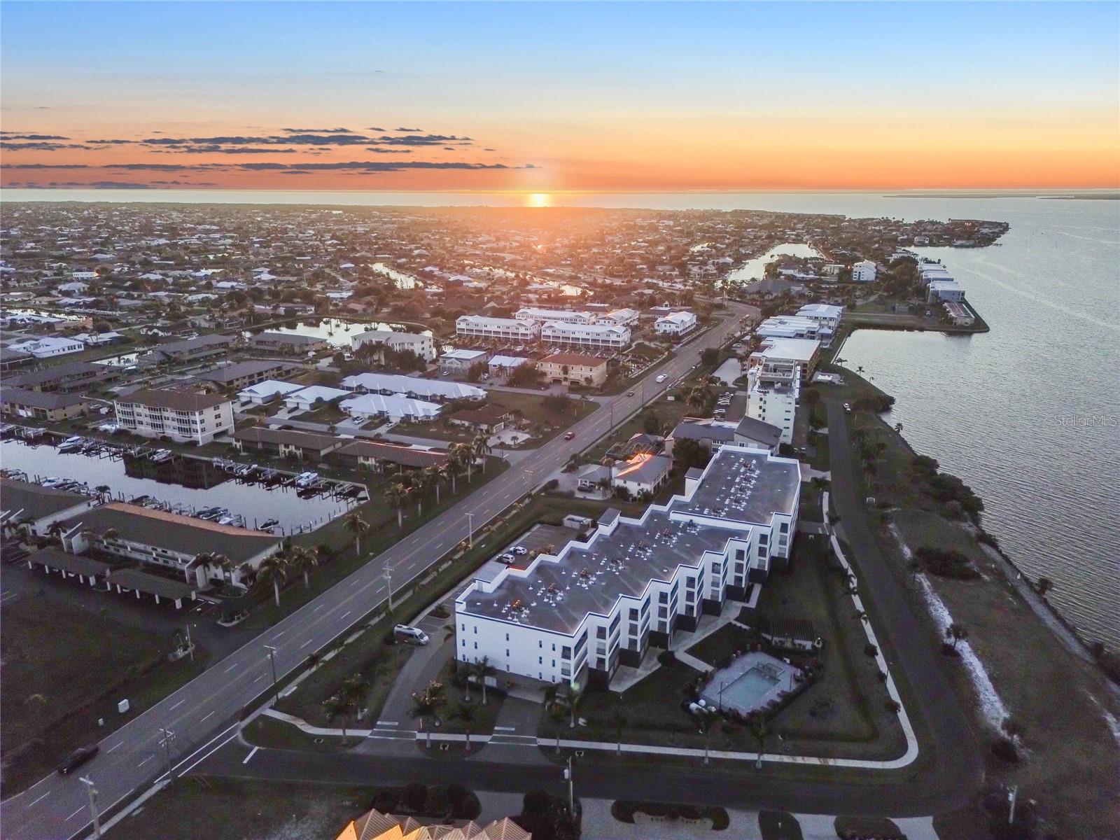 Image 46 of 50 For 1425 Park Beach Circle 136