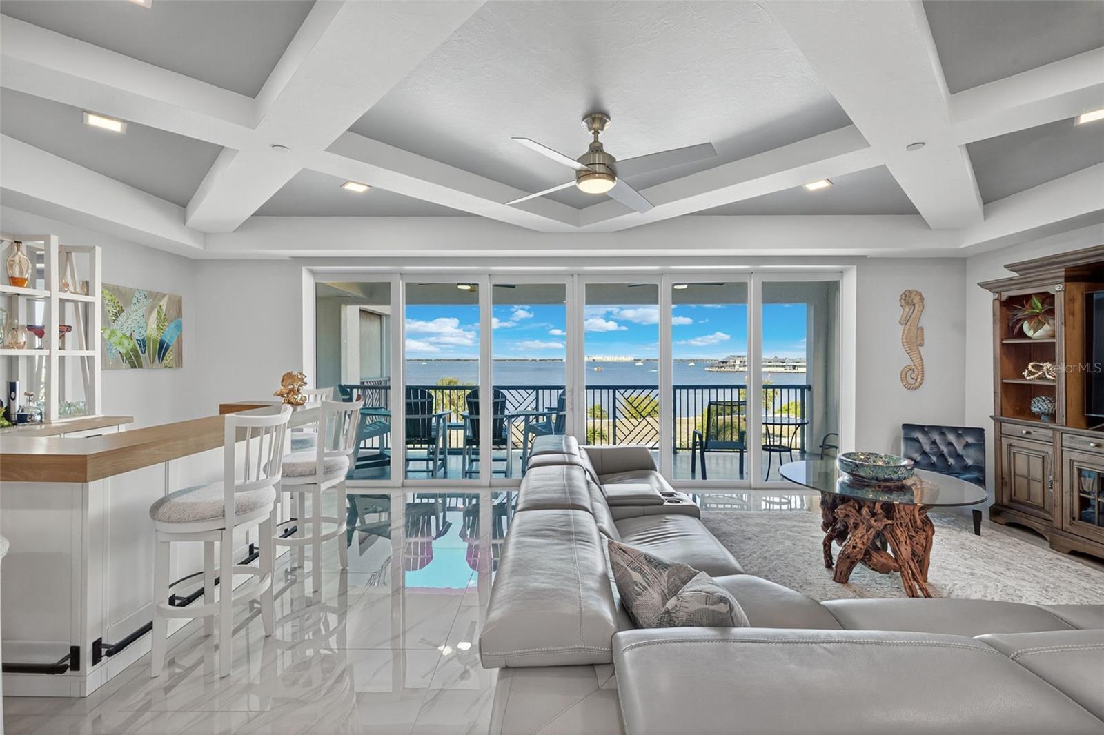 Image 5 of 50 For 1425 Park Beach Circle 136