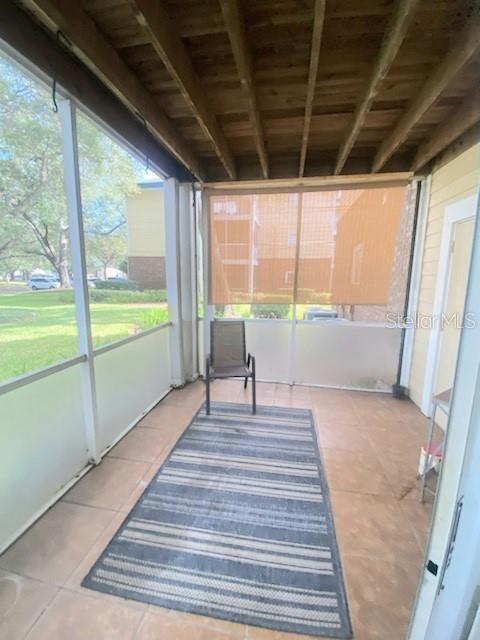 Image 5 of 14 For 10020 Strafford Oak Court 901