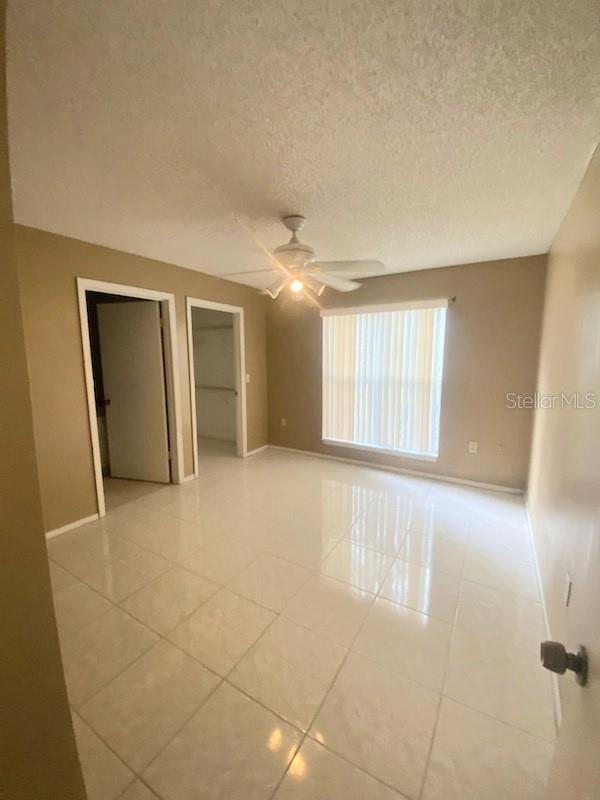 Image 6 of 14 For 10020 Strafford Oak Court 901