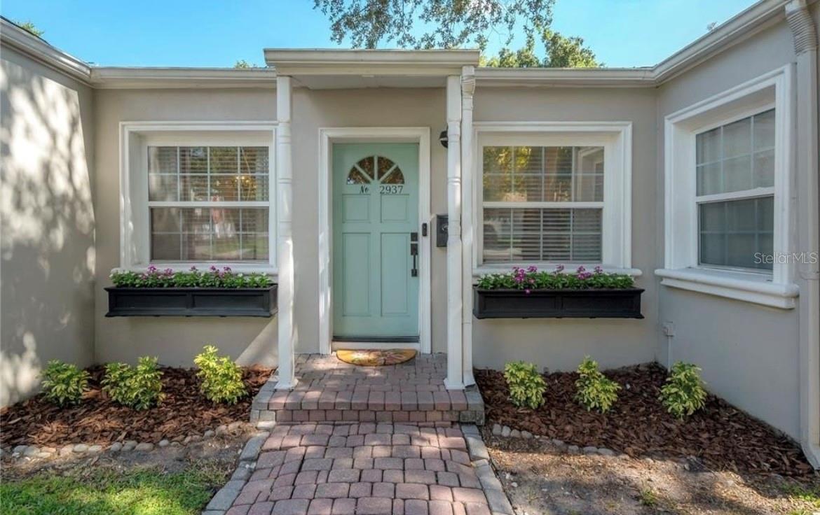 Image 2 of 50 For 2937 Coachman Avenue