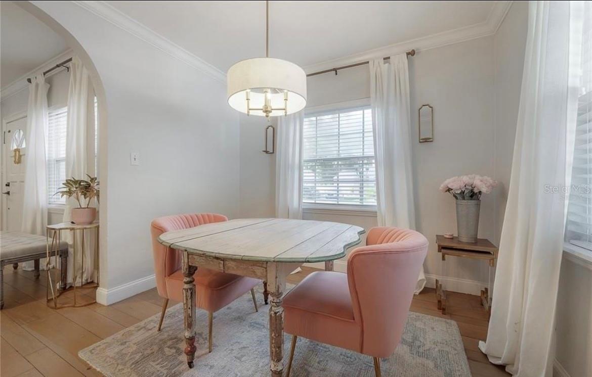 Image 22 of 50 For 2937 Coachman Avenue