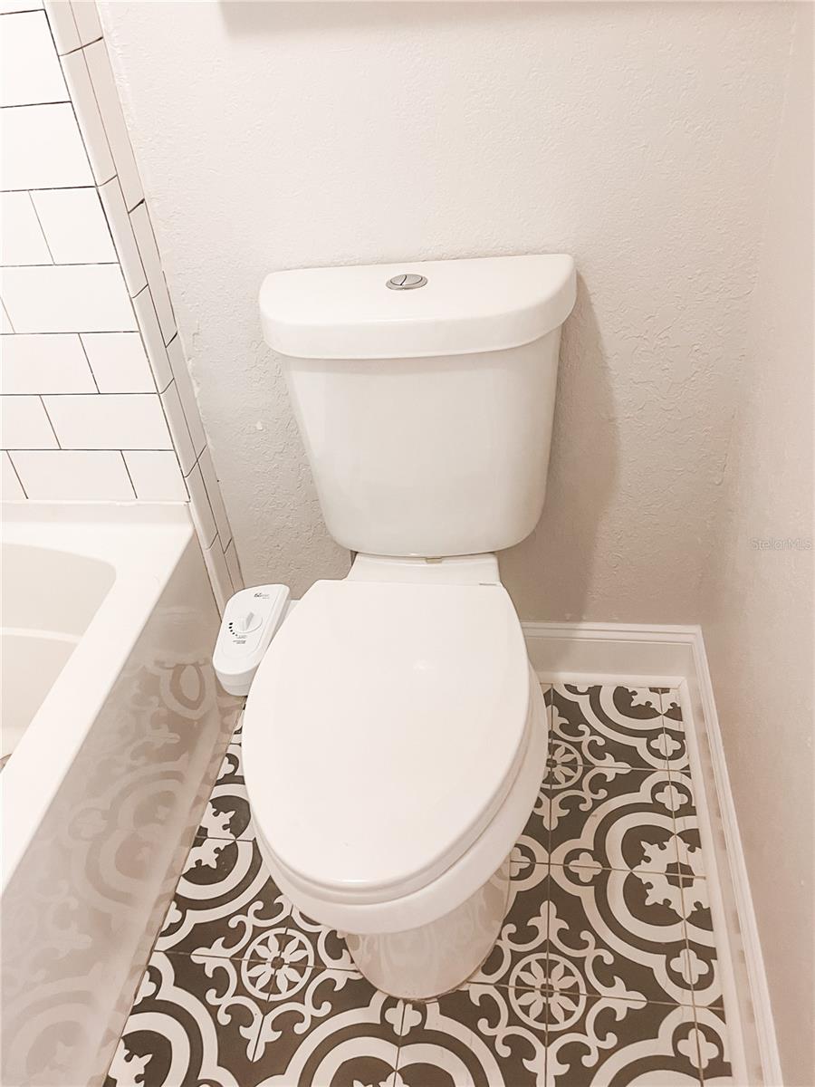 Image 29 of 50 For 2937 Coachman Avenue