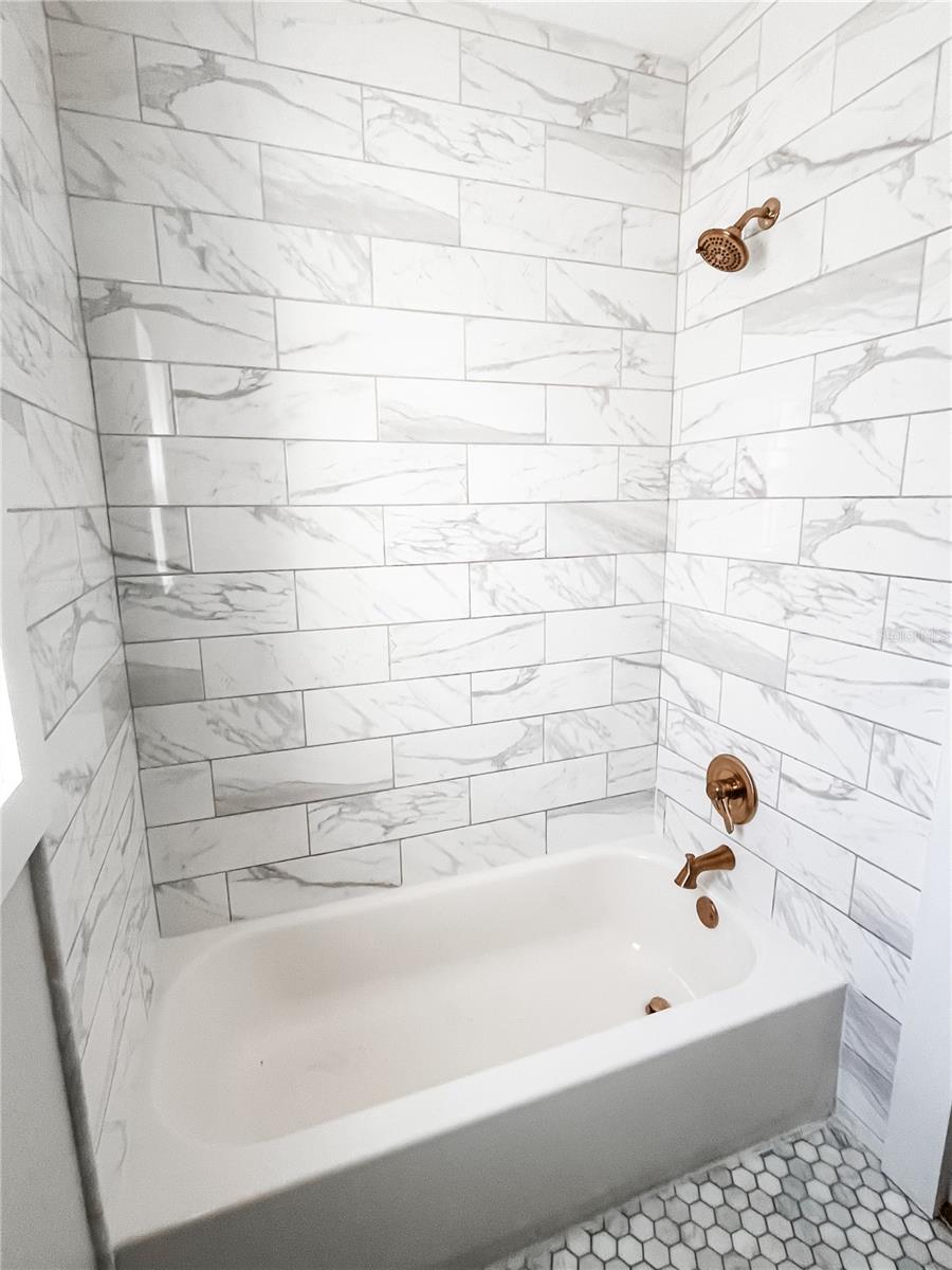 Image 43 of 50 For 2937 Coachman Avenue