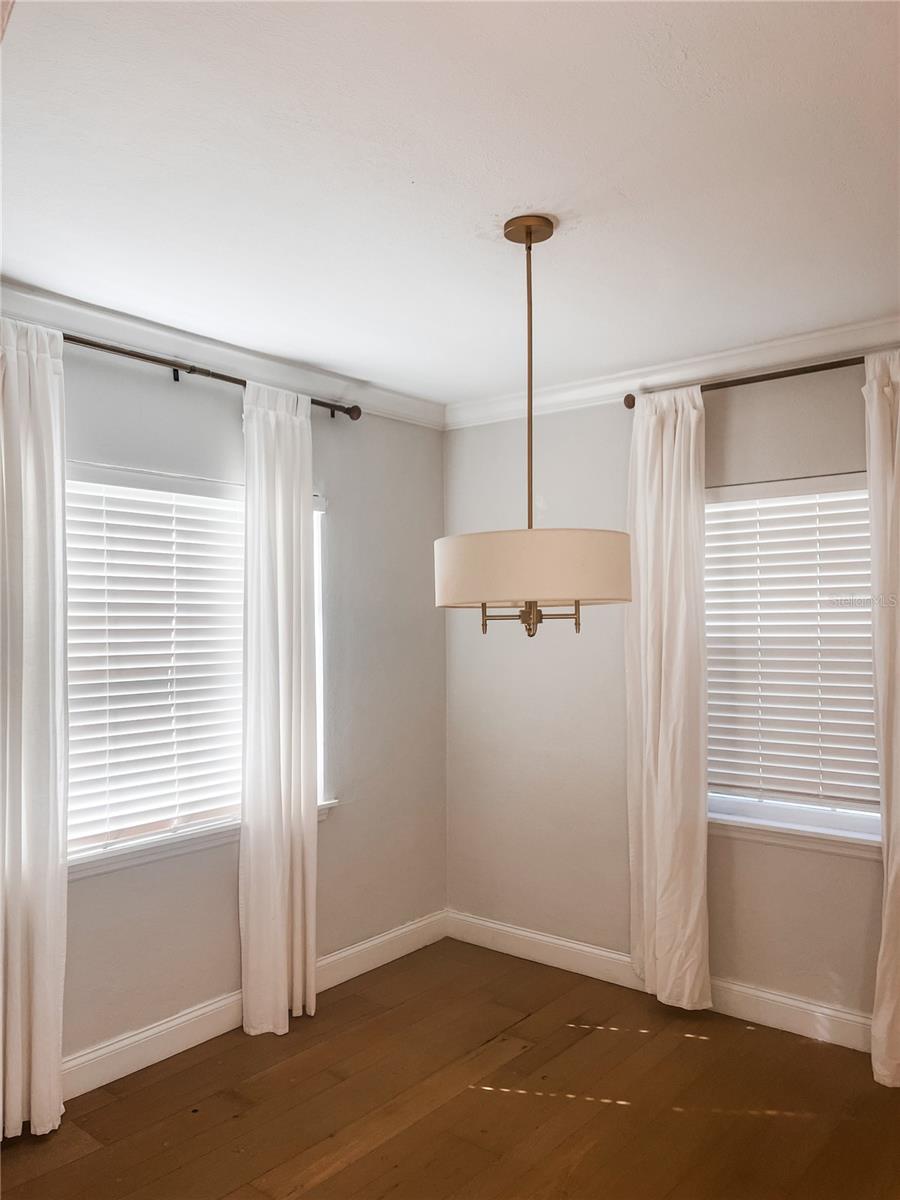 Image 44 of 50 For 2937 Coachman Avenue