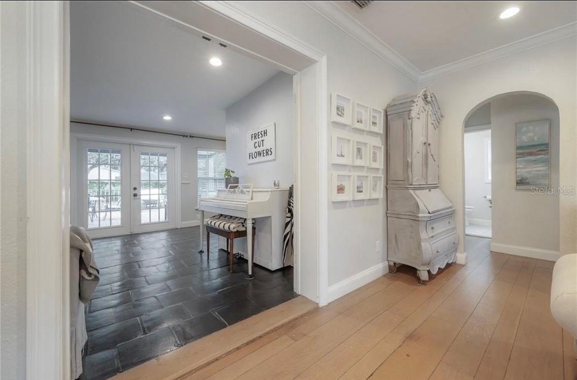 Image 48 of 50 For 2937 Coachman Avenue