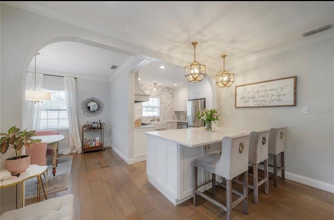 Image 7 of 50 For 2937 Coachman Avenue