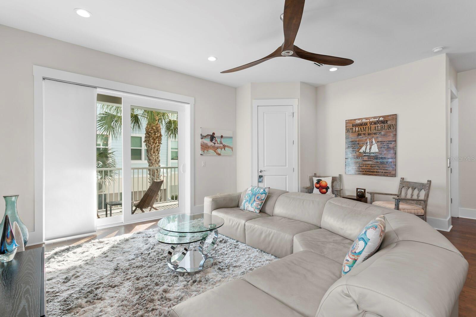 Image 22 of 70 For 1413 Bayshore Boulevard 2