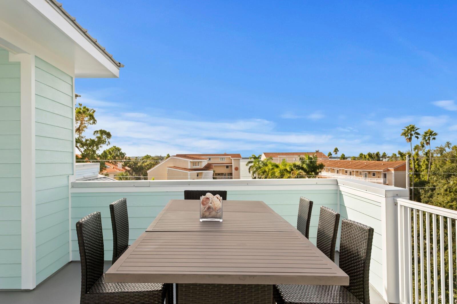 Image 51 of 70 For 1413 Bayshore Boulevard 2