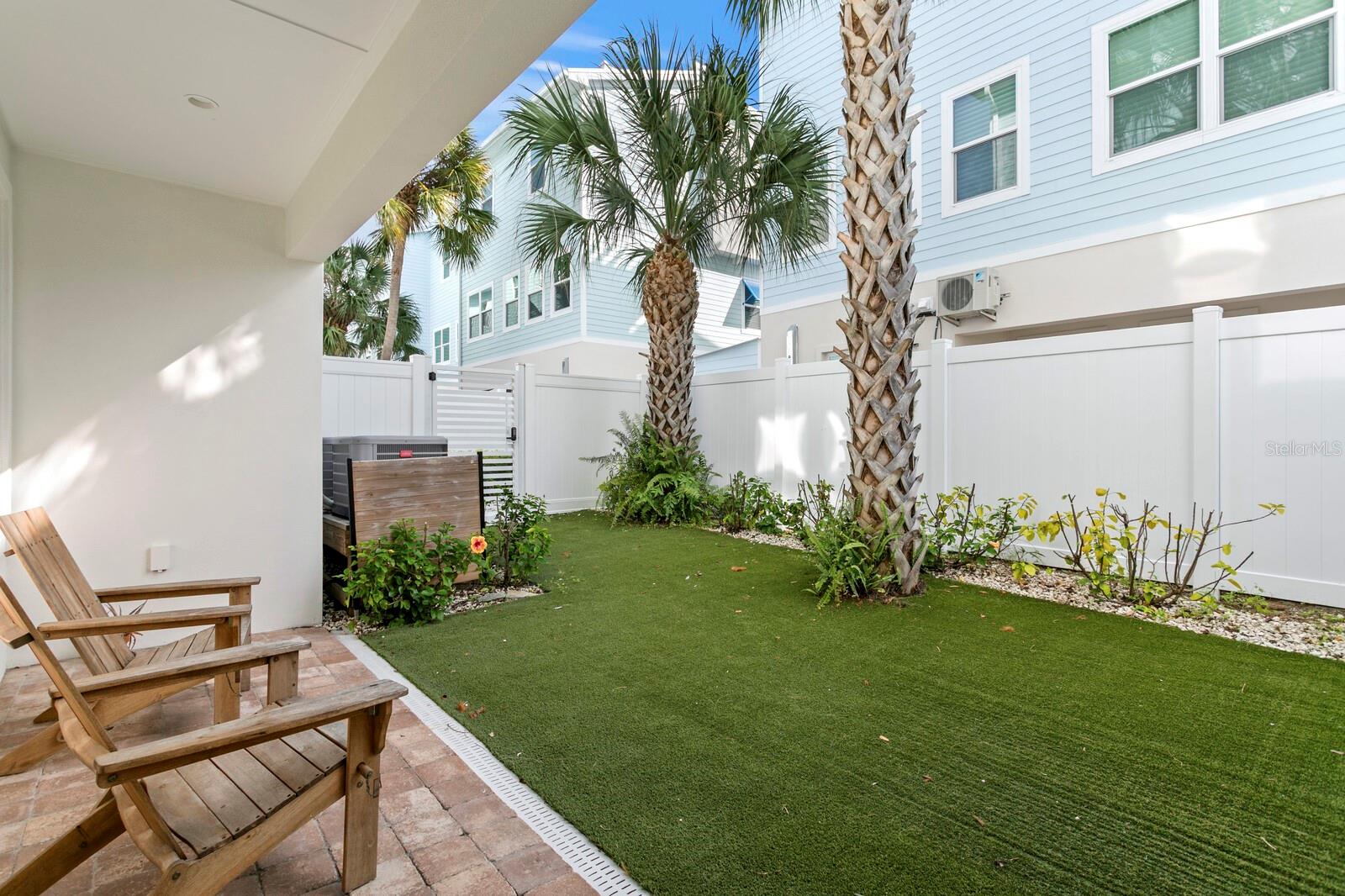 Image 59 of 70 For 1413 Bayshore Boulevard 2