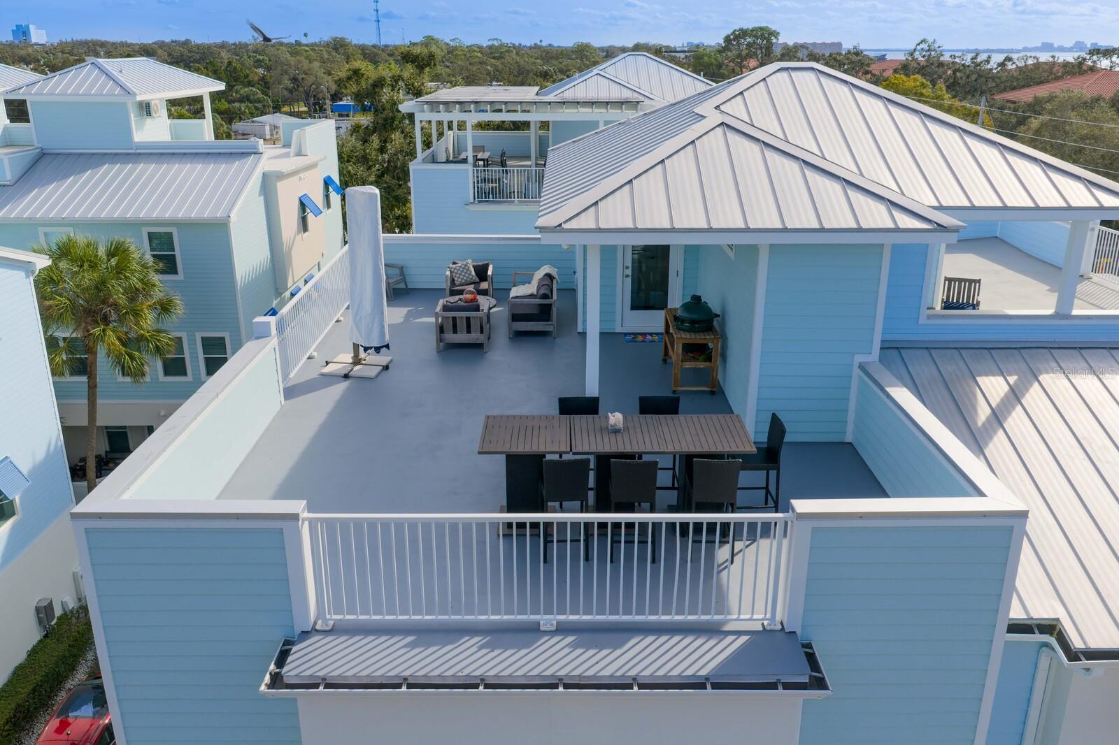 Image 6 of 70 For 1413 Bayshore Boulevard 2