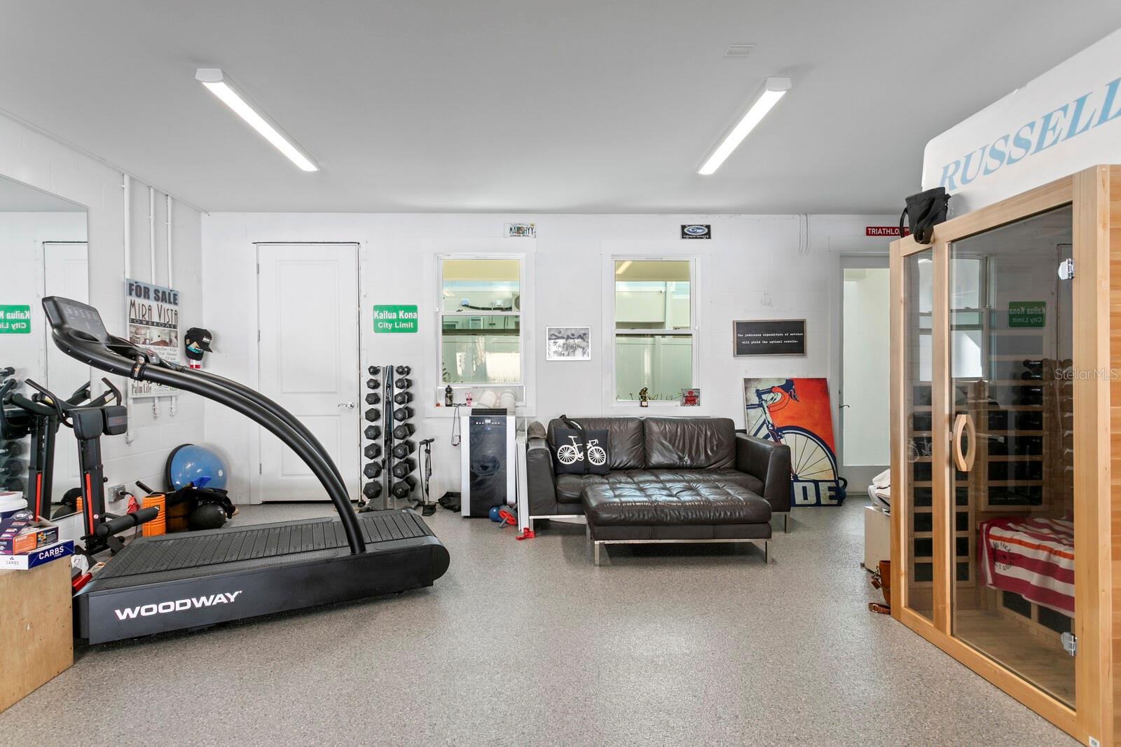 Image 62 of 70 For 1413 Bayshore Boulevard 2