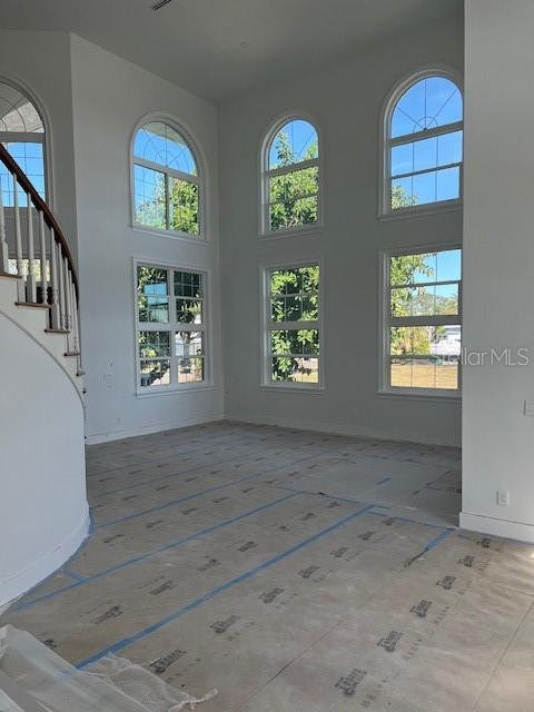 Listing photo id 20 for 96 Adalia Avenue