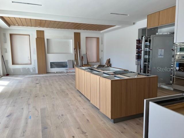 Listing photo id 25 for 96 Adalia Avenue