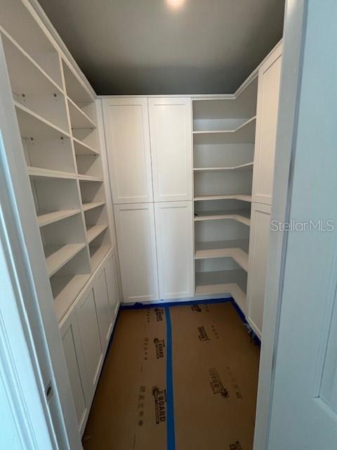 Listing photo id 26 for 96 Adalia Avenue