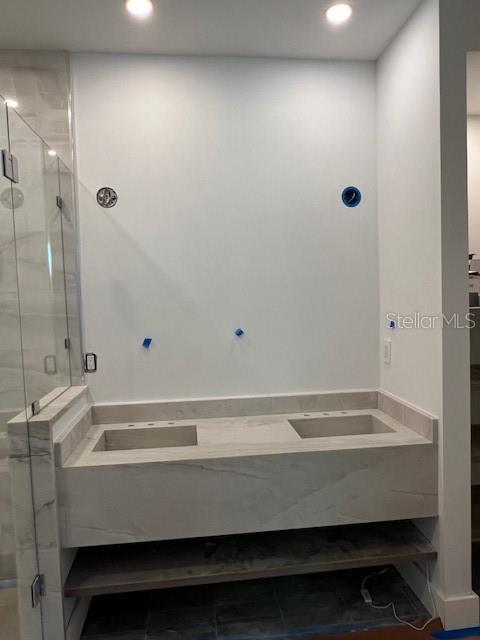 Listing photo id 45 for 96 Adalia Avenue