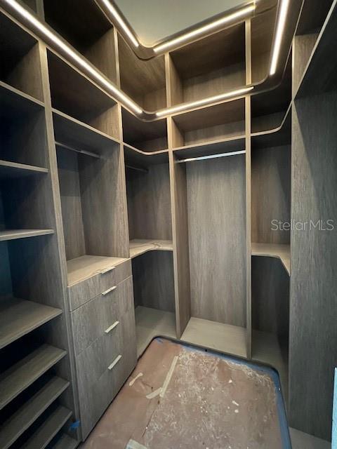 Listing photo id 47 for 96 Adalia Avenue