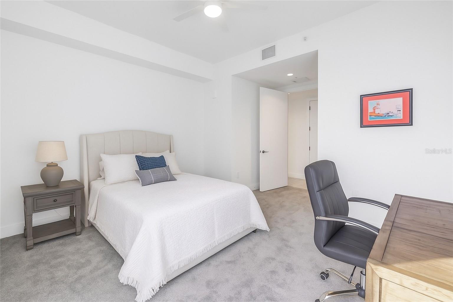 Image 24 of 43 For 777 3rd Avenue N 708