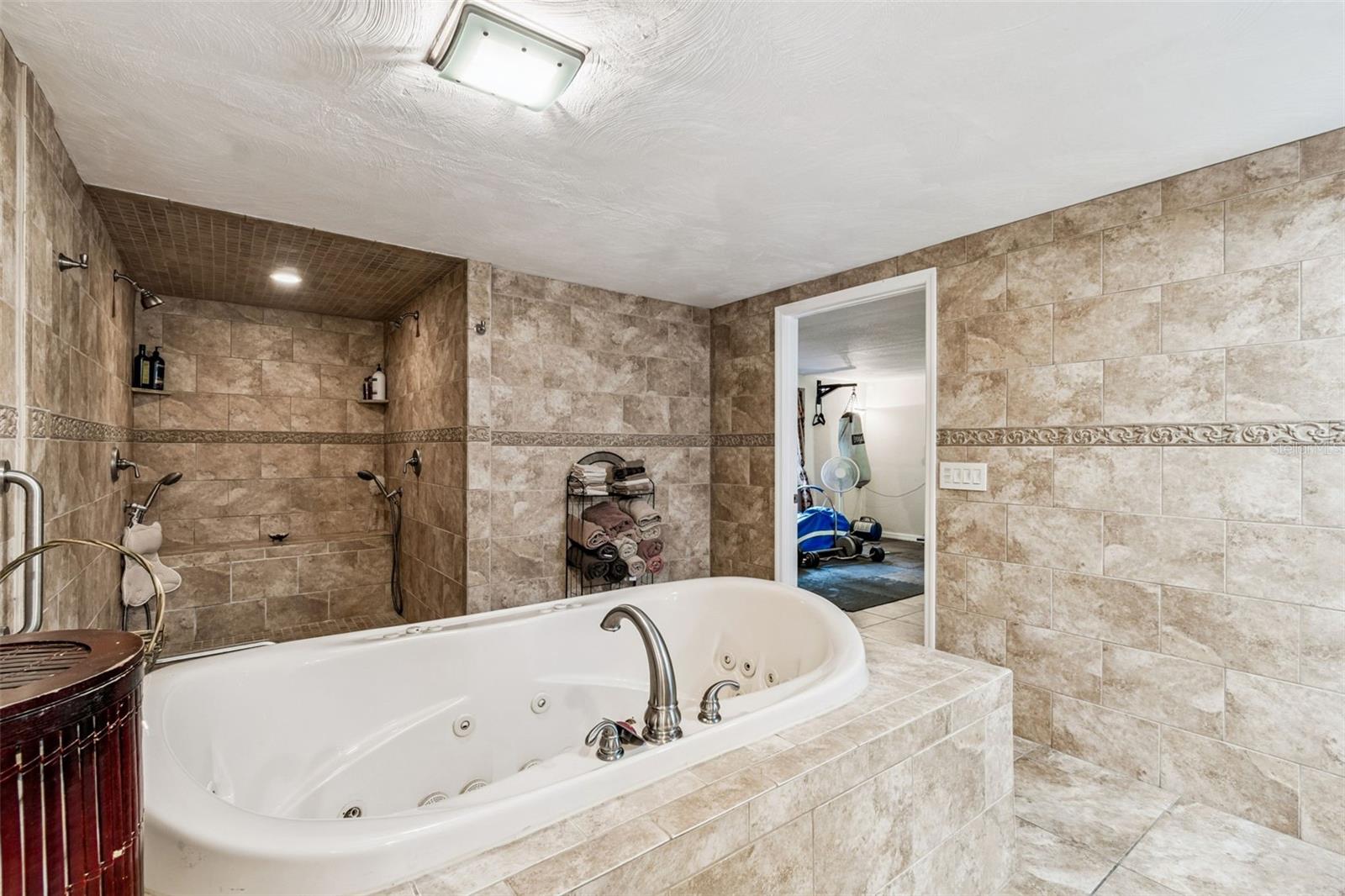 Image 51 of 81 For 37440 Phelps Road