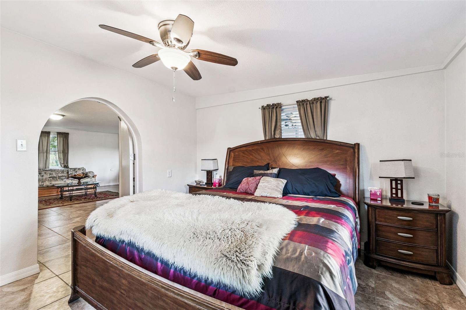 Image 54 of 81 For 37440 Phelps Road