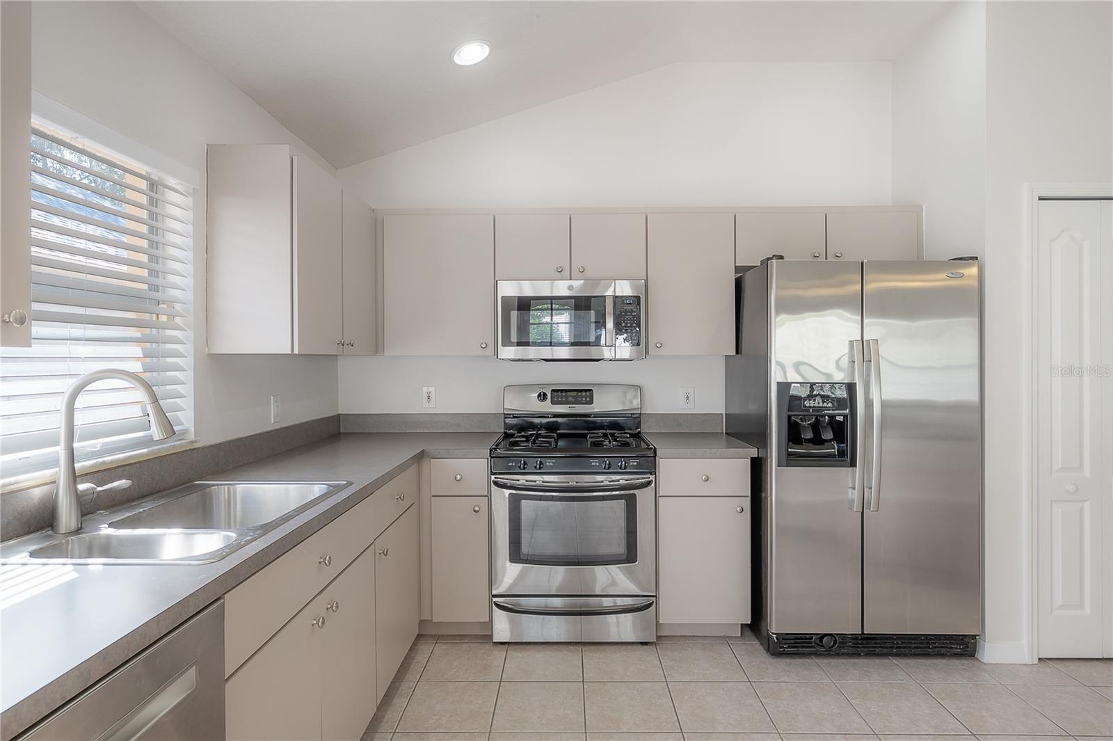 Image 13 of 47 For 1410 Saddle Gold Court