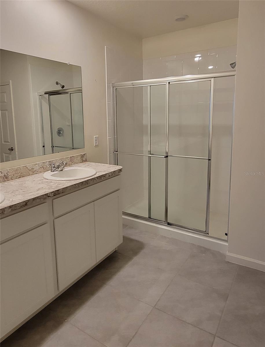 Image 6 of 10 For 978 Remington Green Drive Se