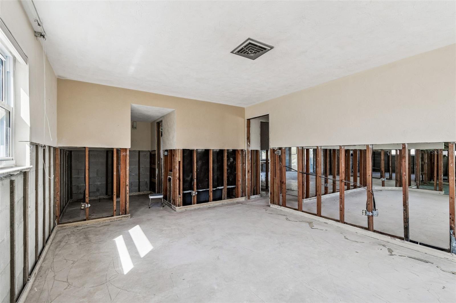 Image 14 of 22 For 701 64th Avenue