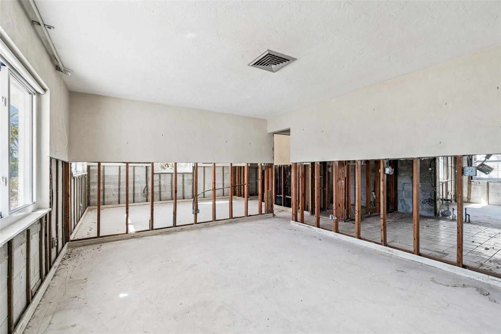 Image 9 of 22 For 701 64th Avenue