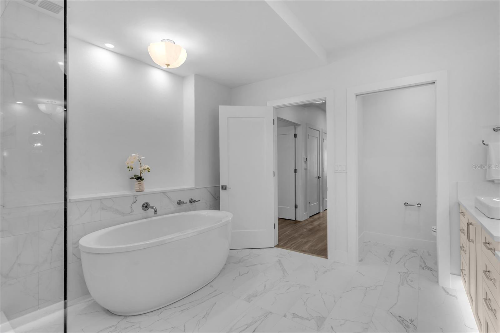 Image 35 of 52 For 455 Pinellas Bayway S 2a