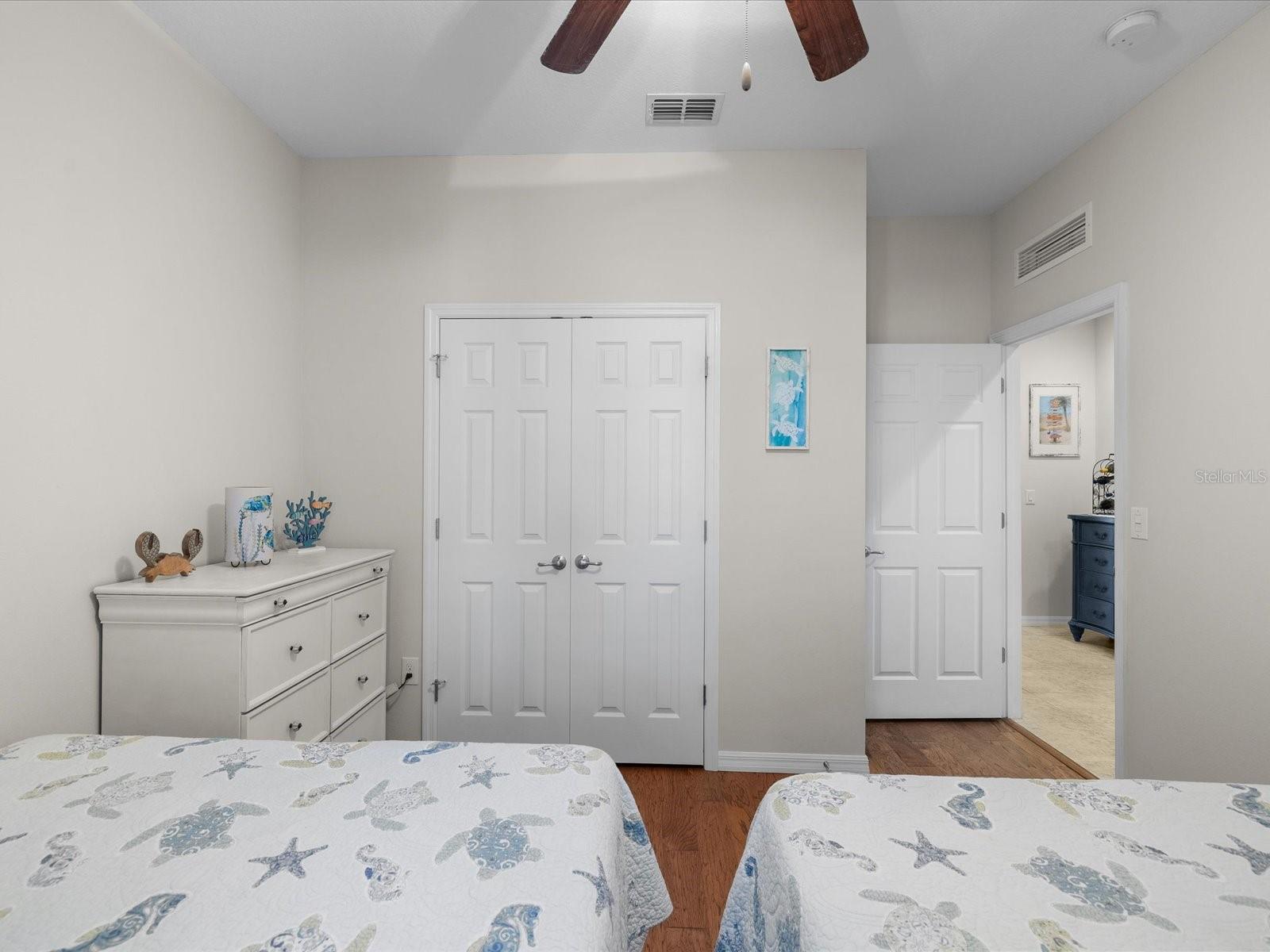 Listing photo id 12 for 2150 Parrot Fish Drive