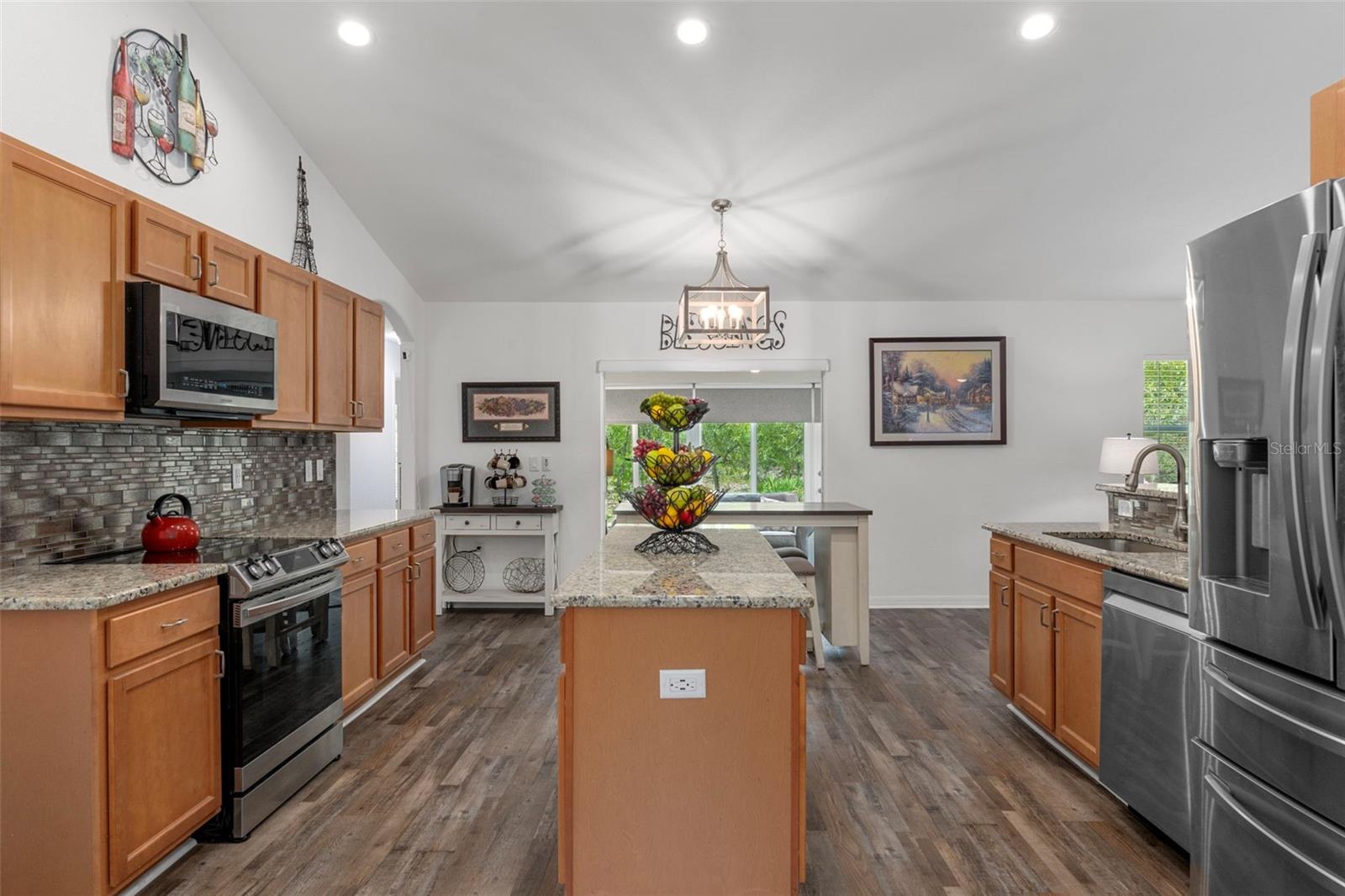 Image 25 of 71 For 7 Bigleaf Court