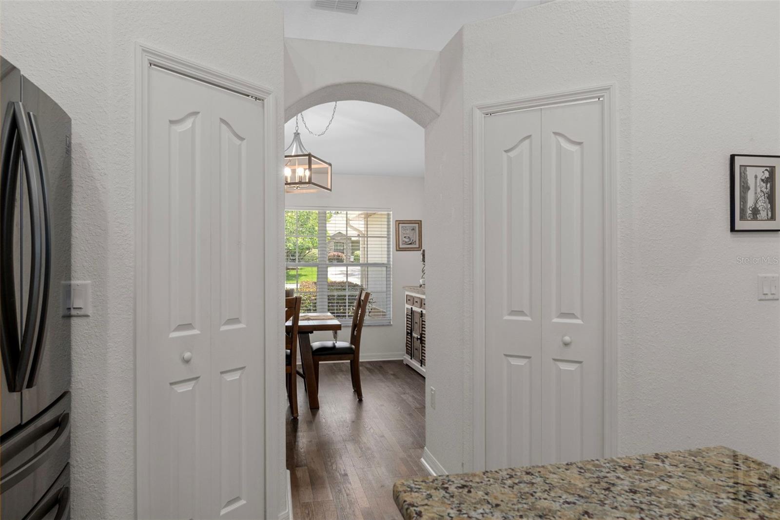 Image 27 of 71 For 7 Bigleaf Court