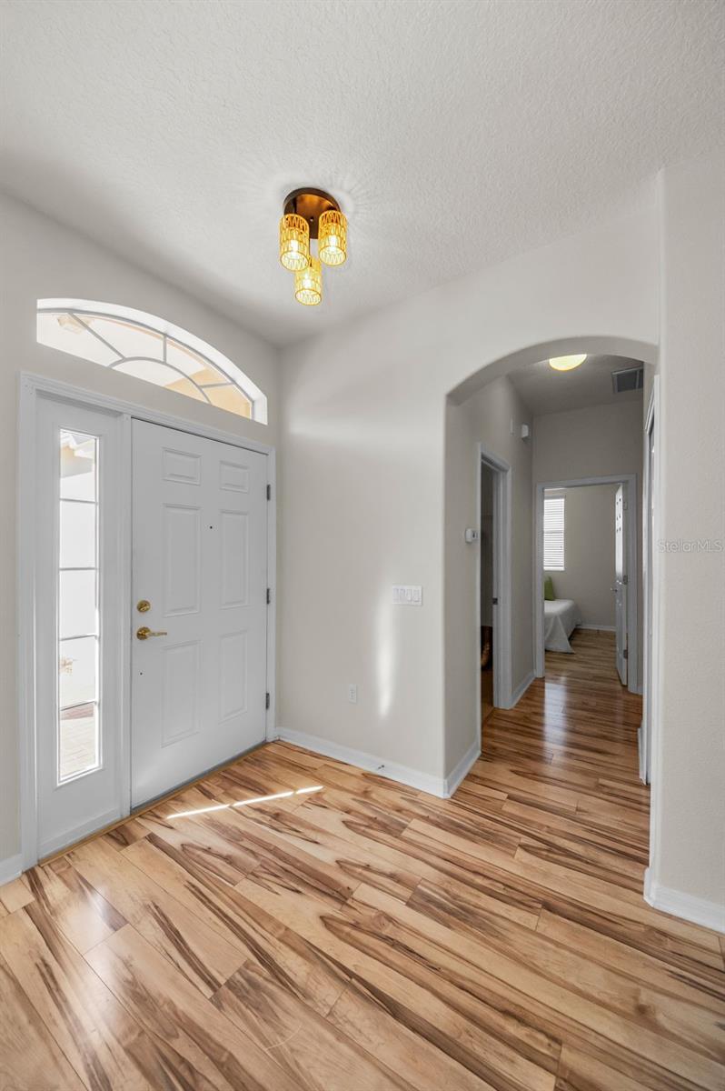 Image 10 of 62 For 18933 Grand Club Drive