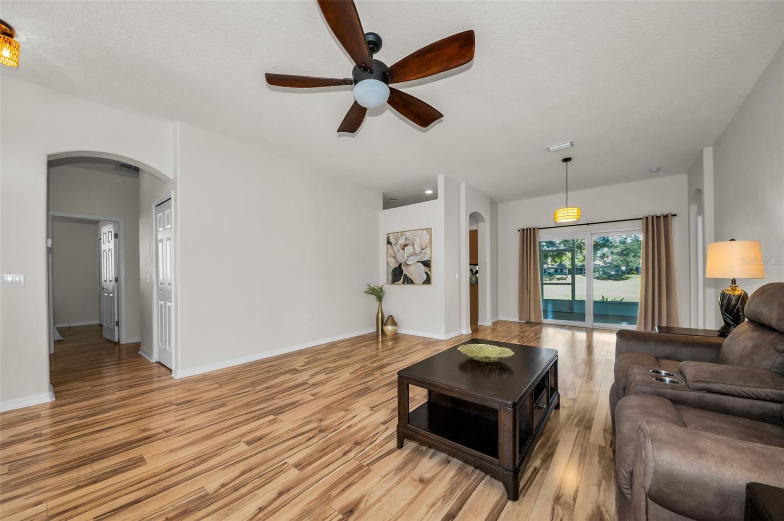 Image 12 of 62 For 18933 Grand Club Drive