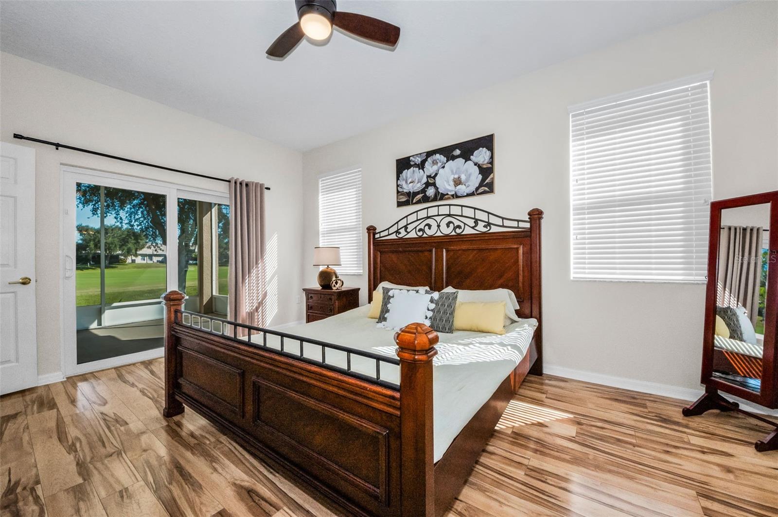 Image 27 of 62 For 18933 Grand Club Drive